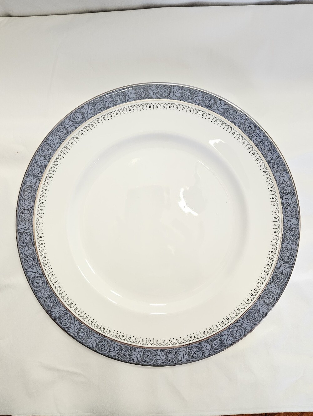 Dinner Plate "Sherbrooke" by Royal Doulton.